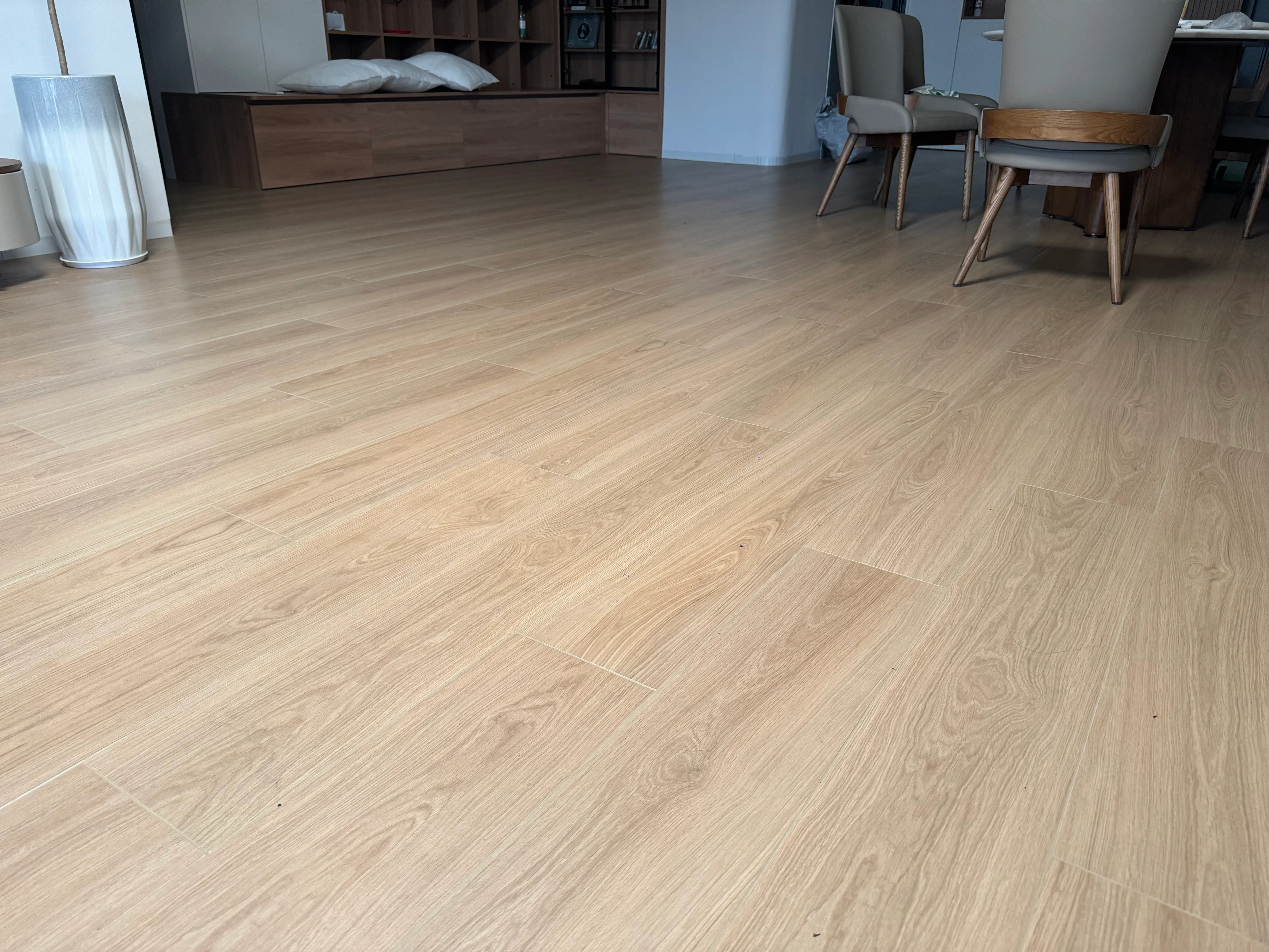 Foshan - Wooden Literary Charm - Image 3