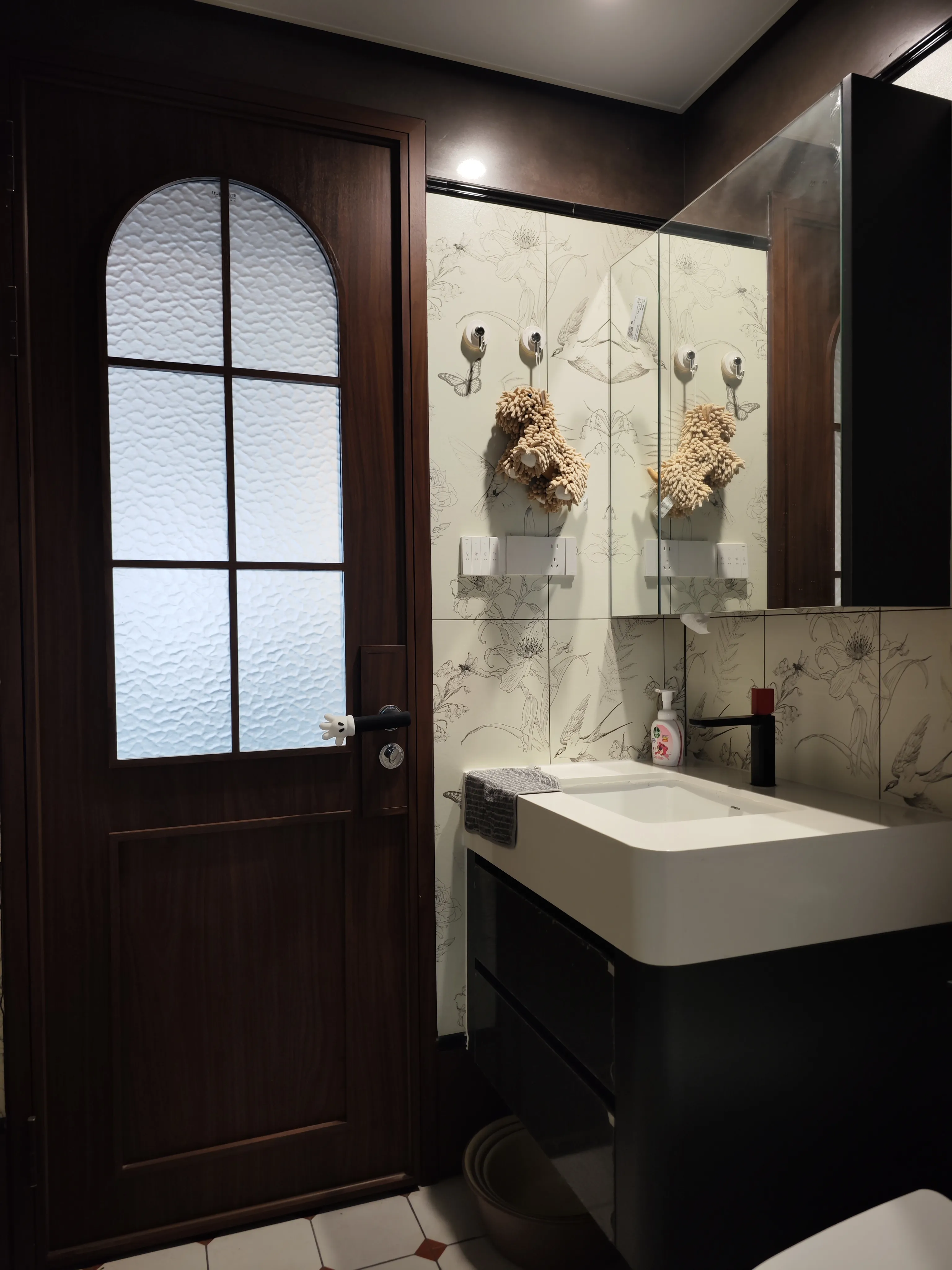 Guangzhou - Modern Retro - Image 15