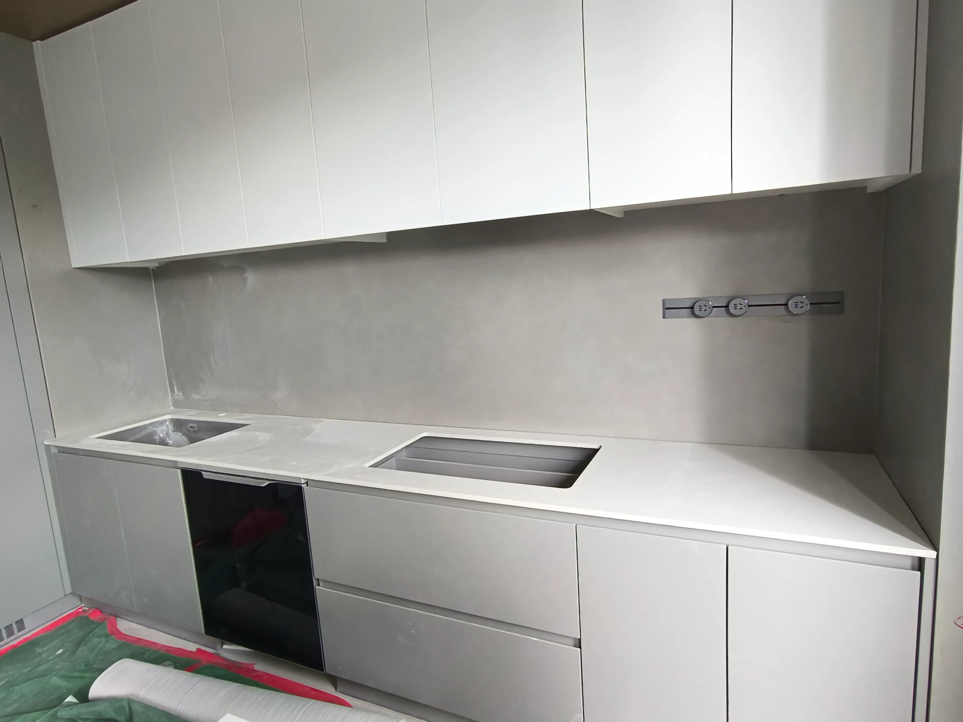 Guangzhou - Pure White Kitchen - Image 2