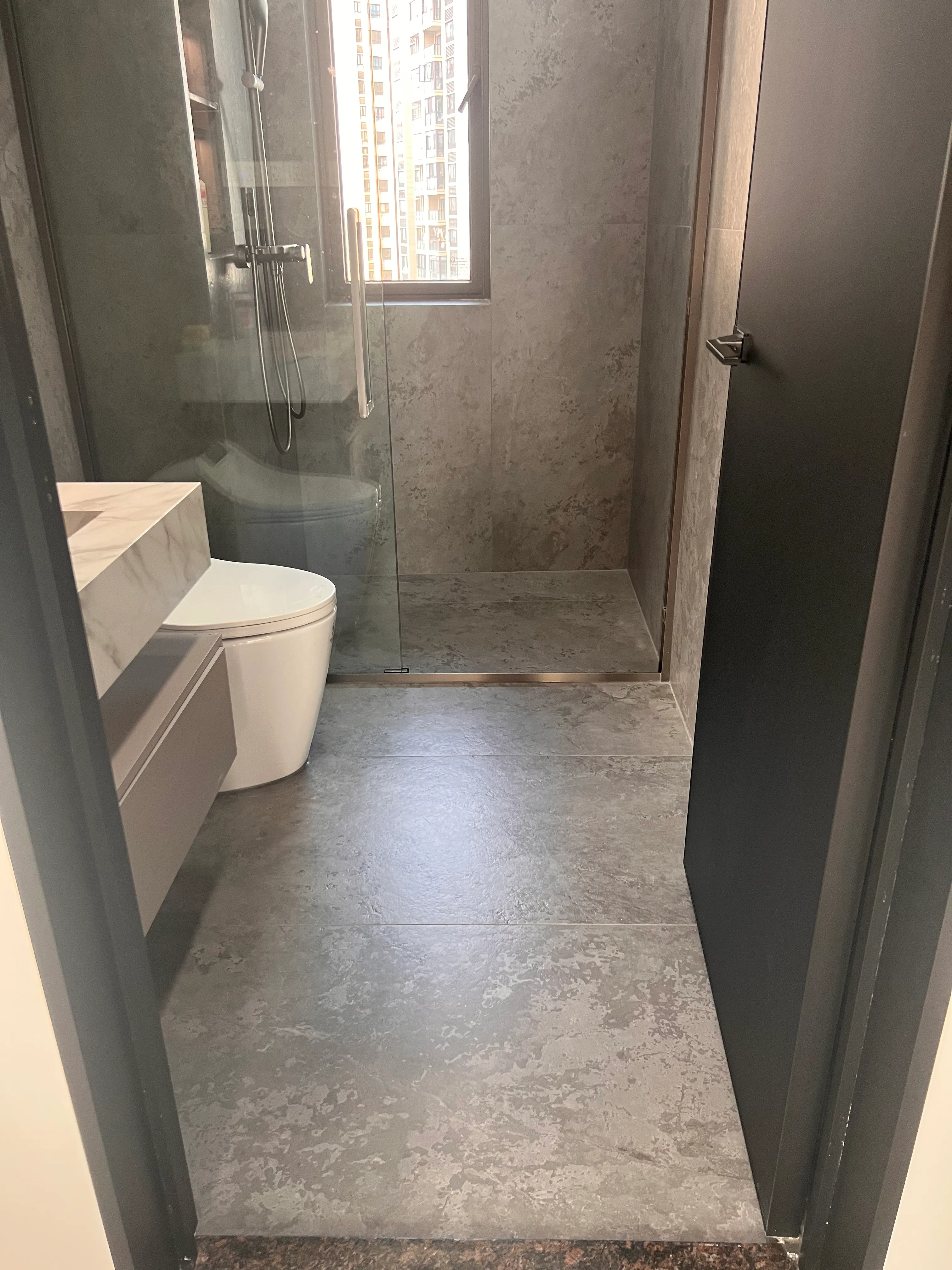 Quiet Luxury Bathroom with Concrete Look Tiles - Quiet Luxury Bathroom with Concrete Look Tiles 8