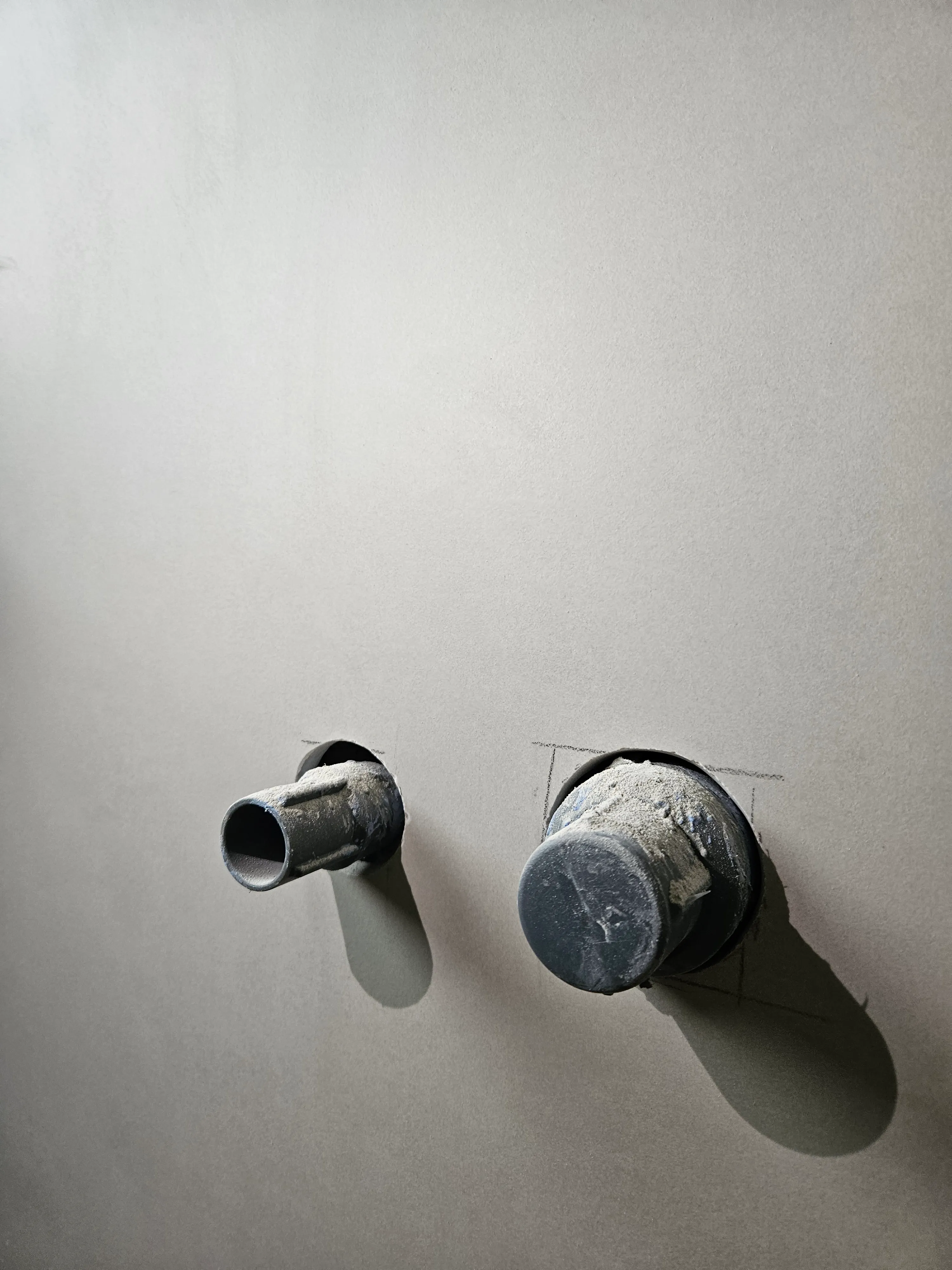 Warm Minimalism Bathroom with Microcement Tiles - Warm Minimalism Bathroom with Microcement Tiles 3