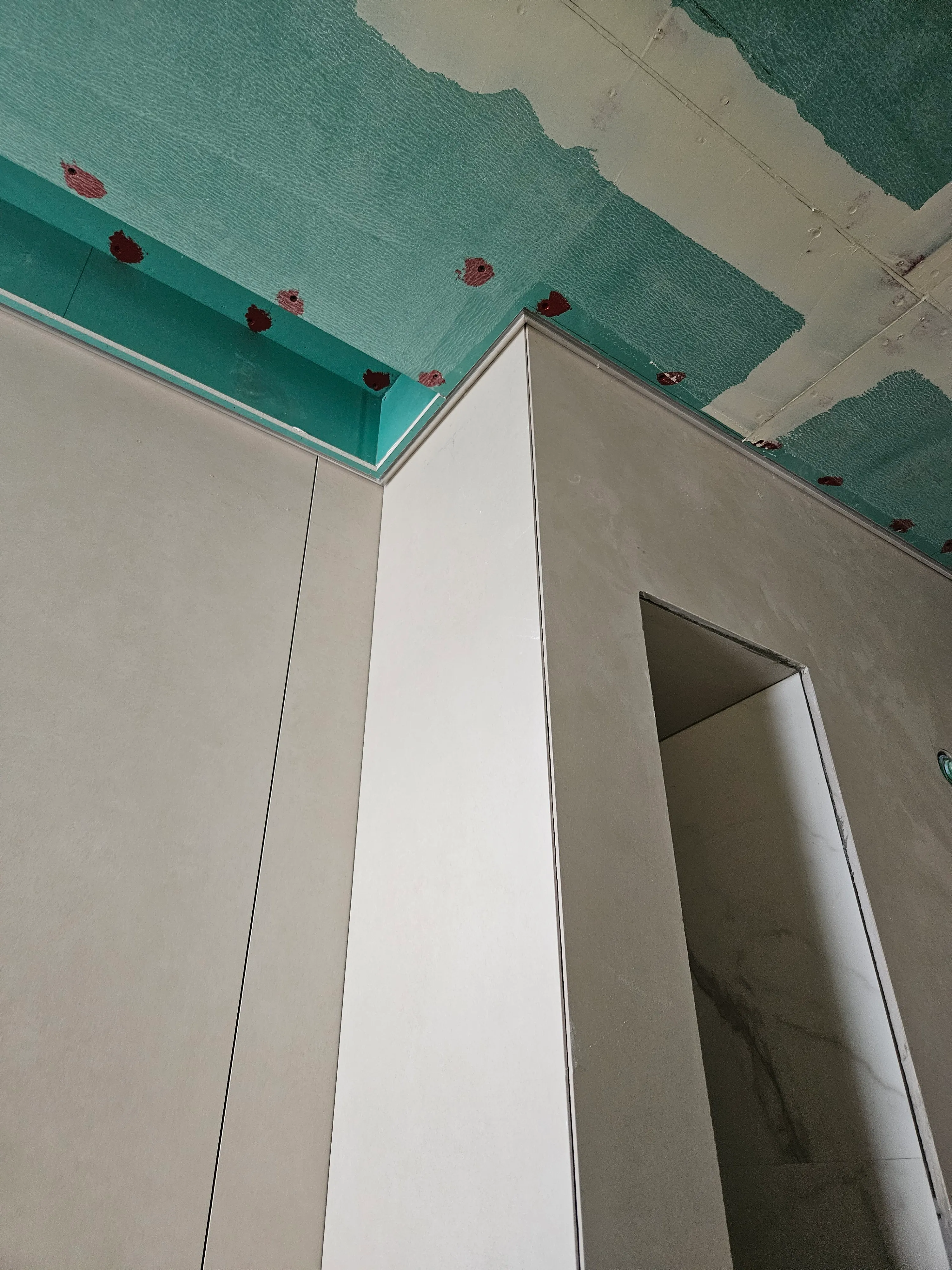 Warm Minimalism Bathroom with Microcement Tiles - Warm Minimalism Bathroom with Microcement Tiles 9